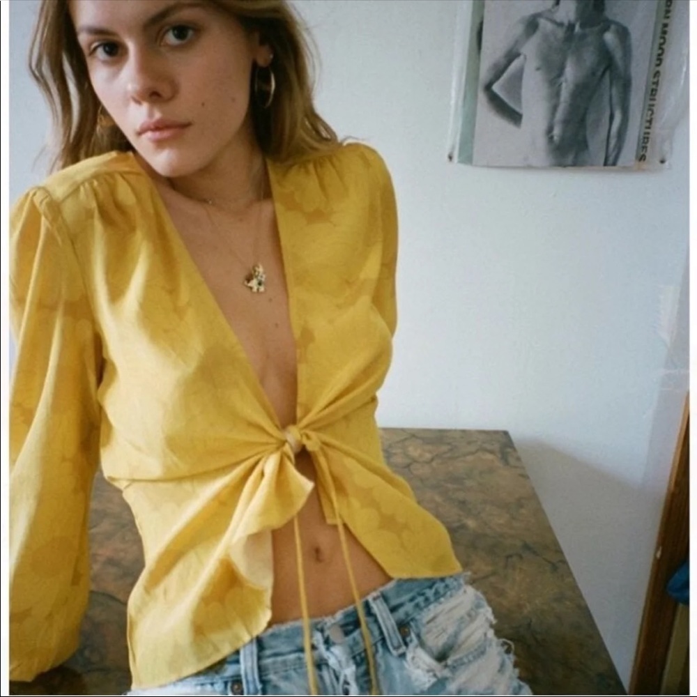 Realisation par Stevie Sun flower top